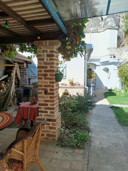 L'Atelier-Chambrette Dans Le Jardin Avec Salle De Bains, Sans Cuisine Trôo Exterior foto