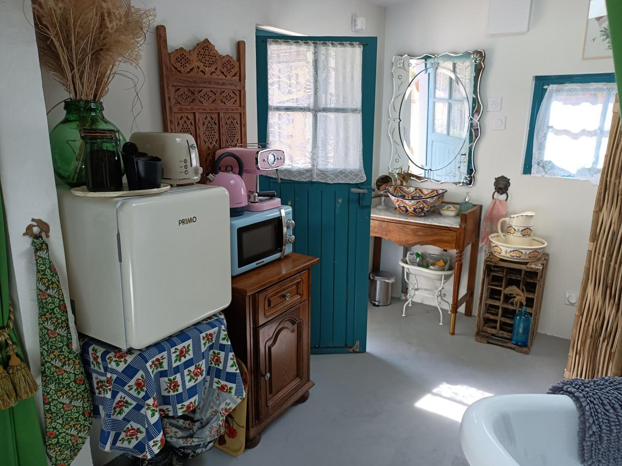 L'Atelier-Chambrette Dans Le Jardin Avec Salle De Bains, Sans Cuisine Trôo Habitación foto